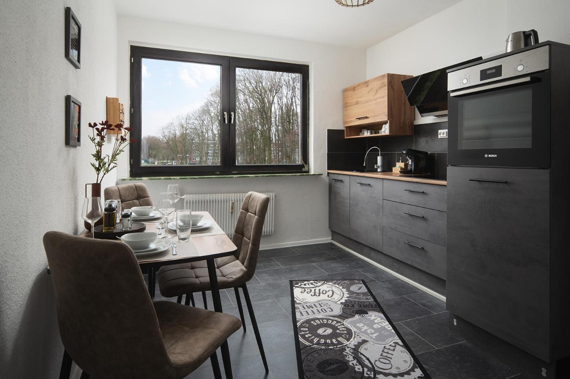 1-4 Gaeste Wohnung W-Lan, Netflix, Amazon, Parken, Arbeitsplatz, 24H Check In ,Vollausgestattet Kueche, Handtuecher Seife U,V,M Fuer Geschaeftsreisende, Paare, Familien , Swischtow Exterior foto